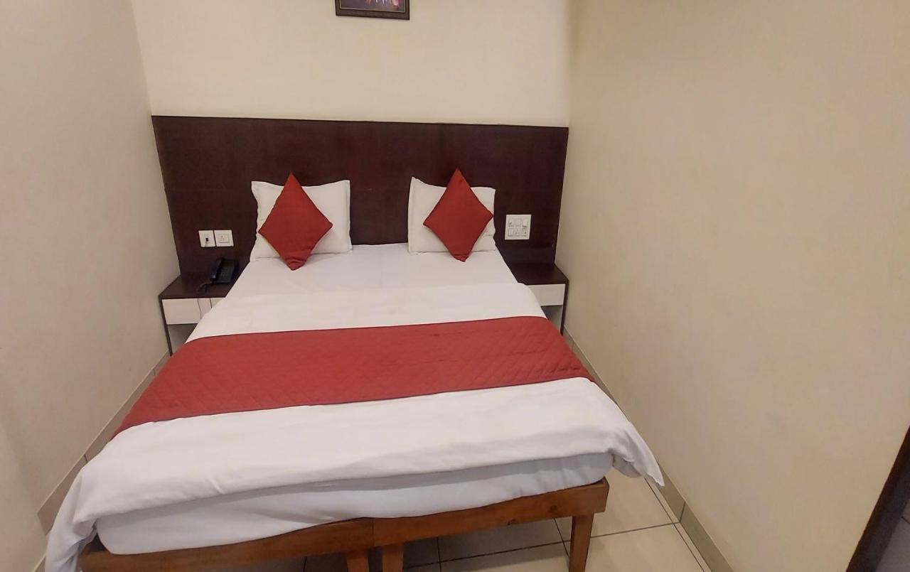 Hotel Rashika Palace Jaipur Ngoại thất bức ảnh