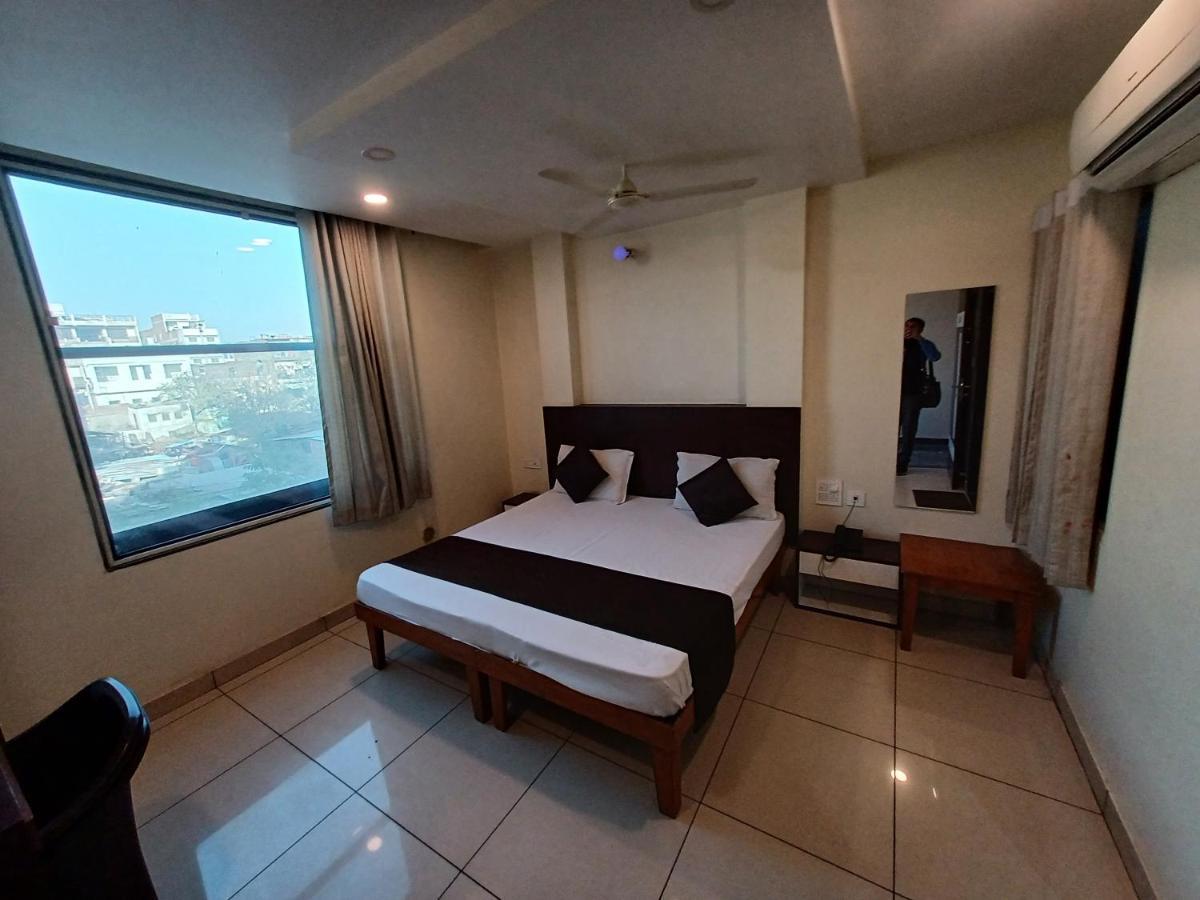 Hotel Rashika Palace Jaipur Ngoại thất bức ảnh