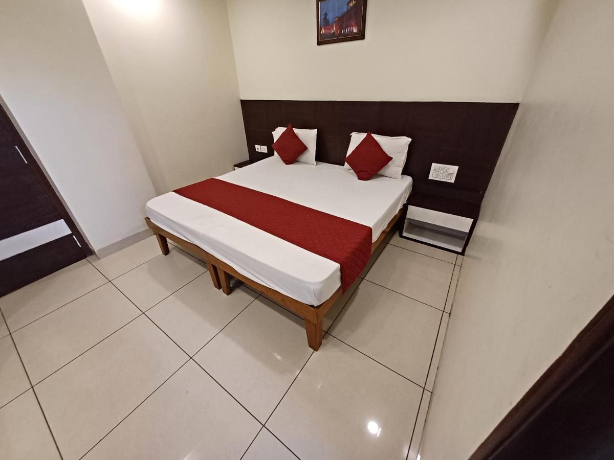 Hotel Rashika Palace Jaipur Ngoại thất bức ảnh